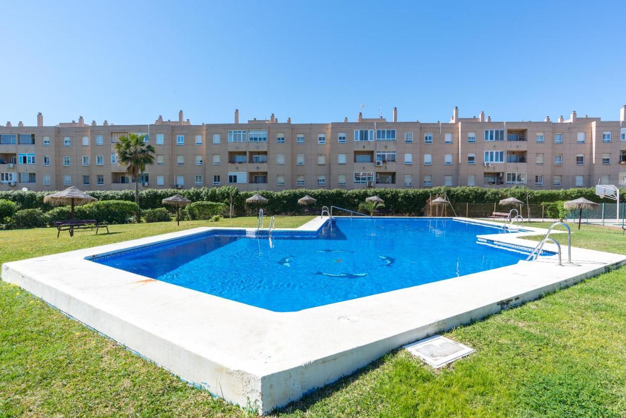 Sandy Playa Golf Malaga Con Parking Exterior photo