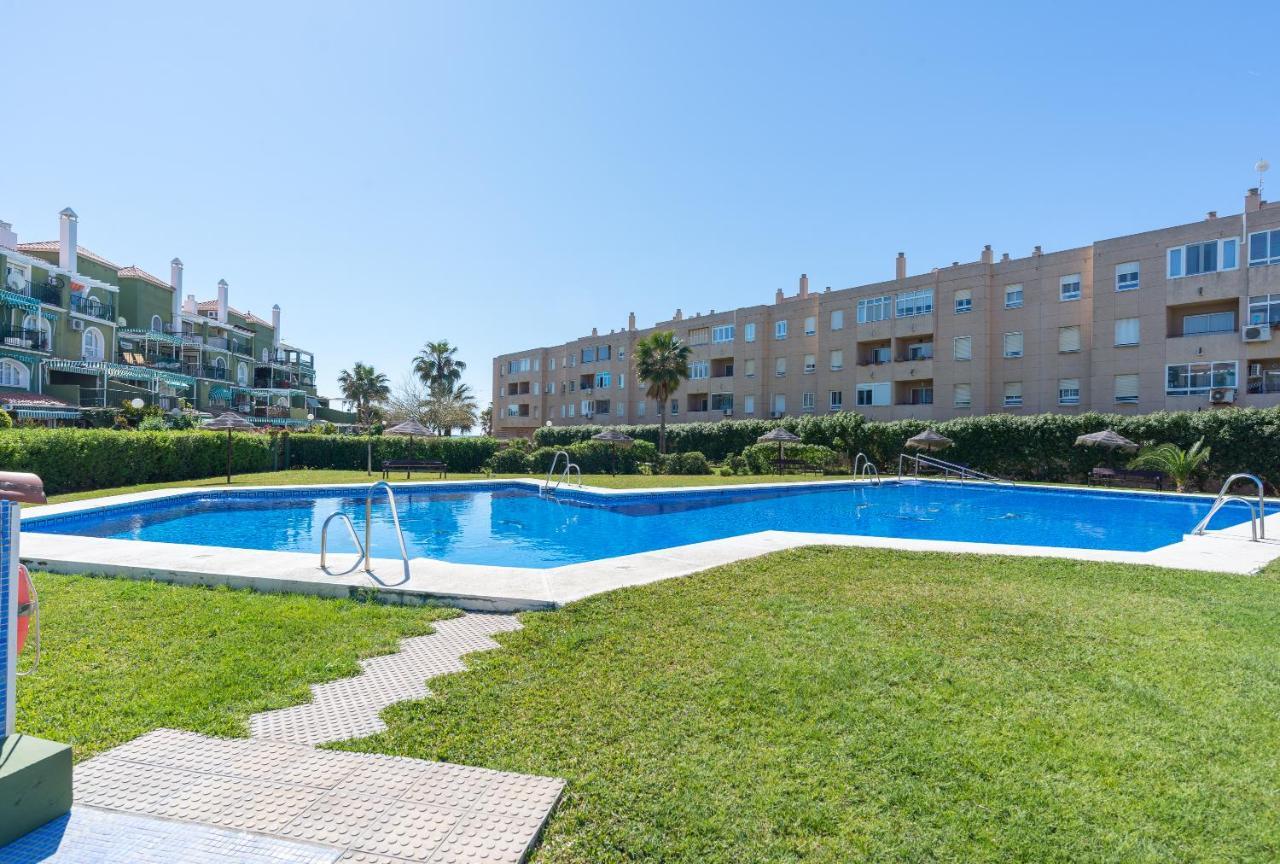 Sandy Playa Golf Malaga Con Parking Exterior photo