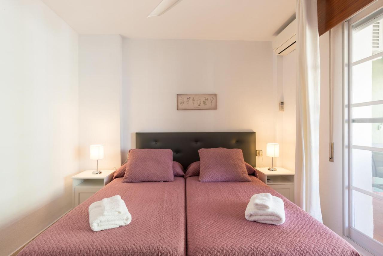 Sandy Playa Golf Malaga Con Parking Exterior photo