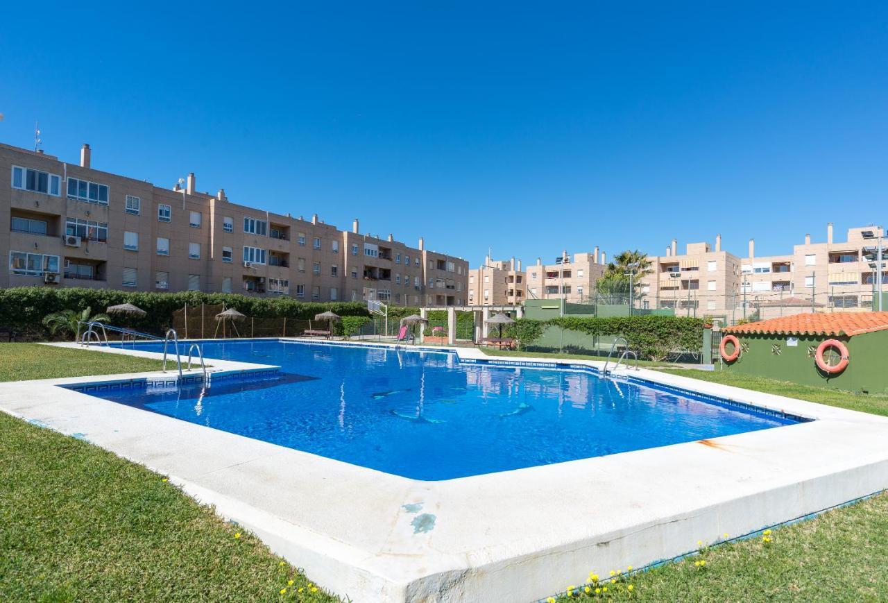 Sandy Playa Golf Malaga Con Parking Exterior photo